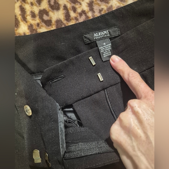 Alfani Women's Black Straight Leg Dress Pants 6 - Picture 11 of 13